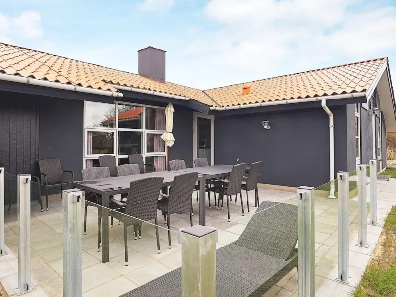 Billede 4 af 12 Person Holiday Home in Vestervig