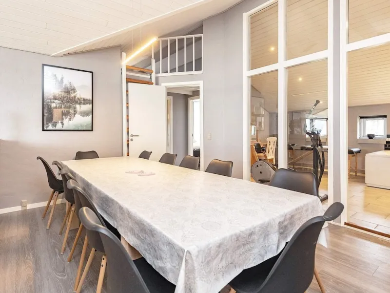Billede 9 af 12 Person Holiday Home in Vestervig