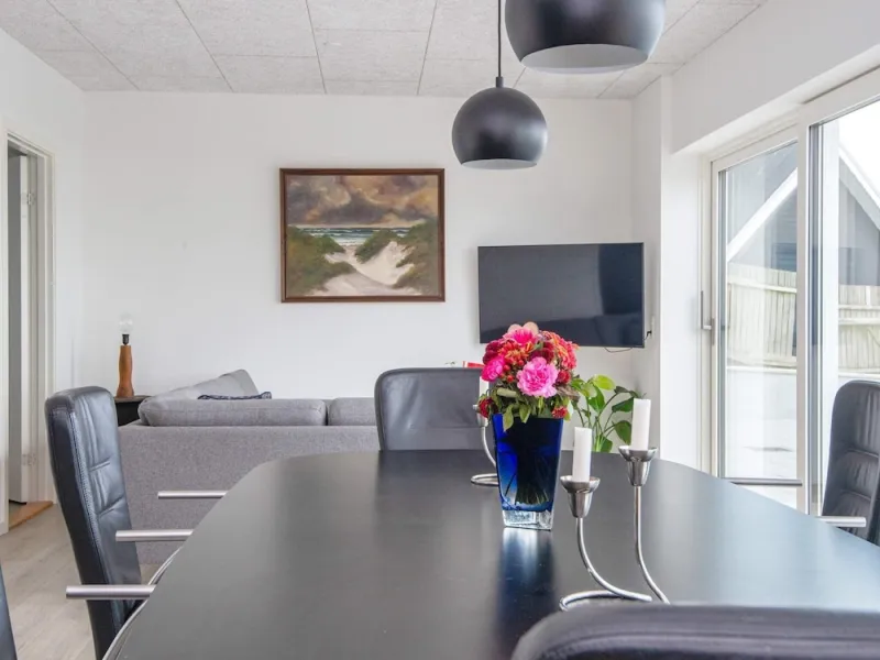 Billede 9 af 4 Person Holiday Home in Bjert