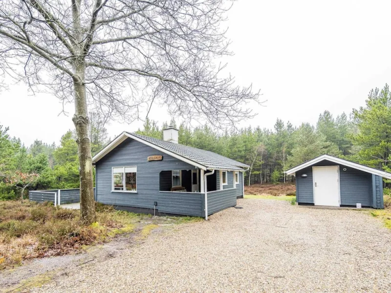 Billede 2 af 4 Person Holiday Home in Henne