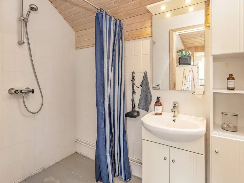 Billede 7 af 6 Person Holiday Home in Saeby