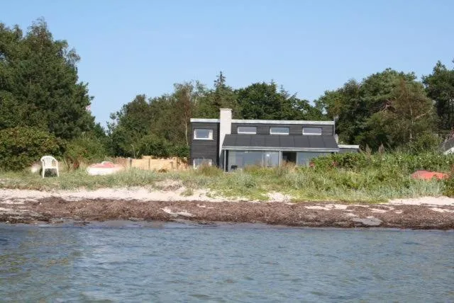 Beautiful Home In Knebel With 3 Bedrooms, Sauna And Wifi