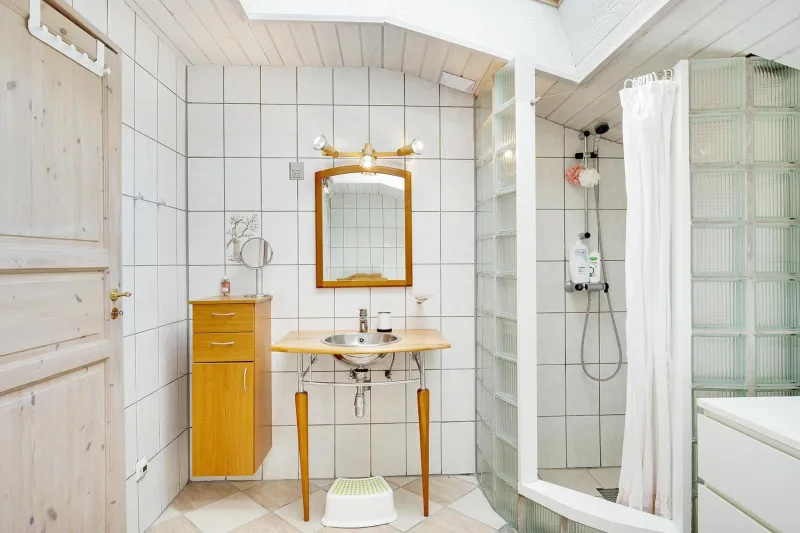 Billede 21 af Stylish 10-Person Holiday Home With Spa Perfect For Families And Groups