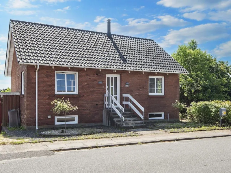 Billede 2 af 8 Person Holiday Home in Norre Nebel