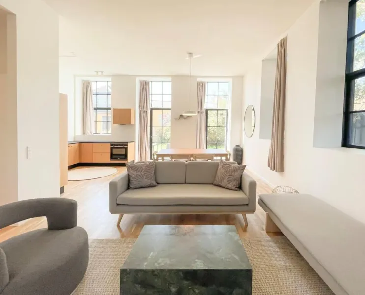 Billede 101 af Cozy and Bright Apartments with Private Car Park