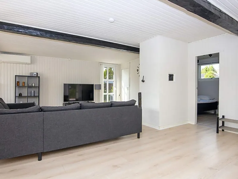 Billede 12 af 6 Person Holiday Home in Sydals