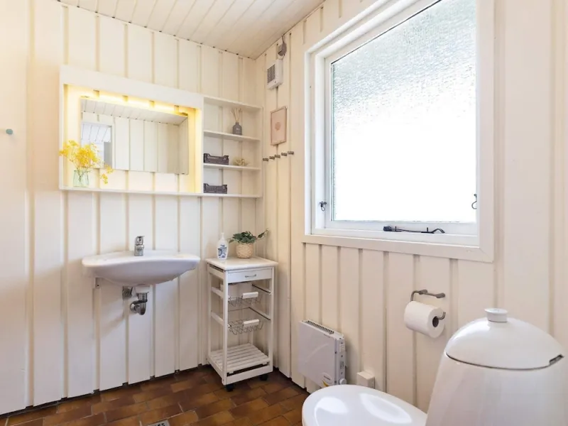 Billede 8 af 6 Person Holiday Home in Oksbol