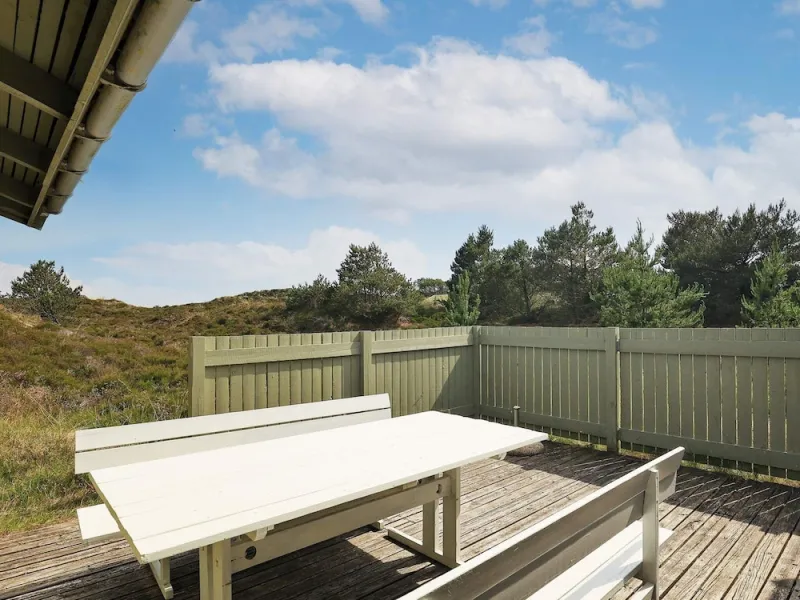 Billede 10 af 6 Person Holiday Home in Oksbol