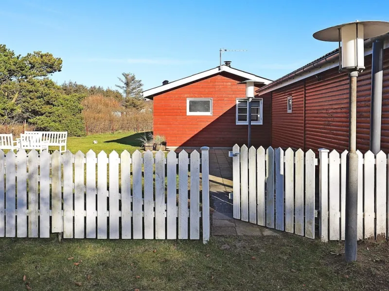 Billede 14 af 4 Person Holiday Home in Lokken