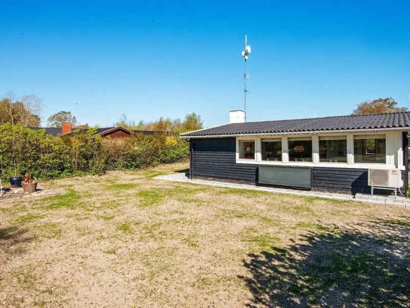 Billede 34 af 8 Person Holiday Home in Grenaa