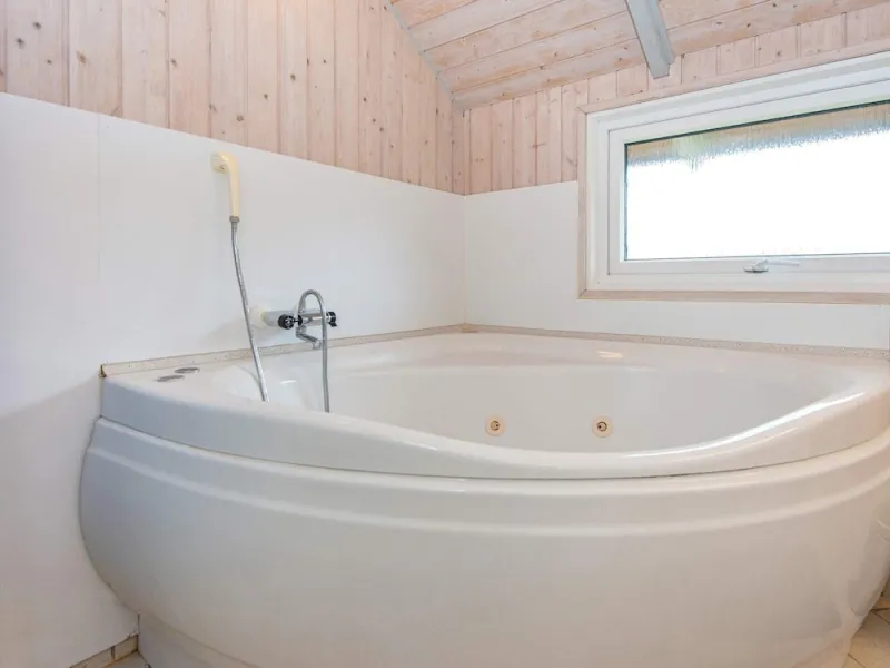 Billede 16 af 8 Person Holiday Home in Sydals