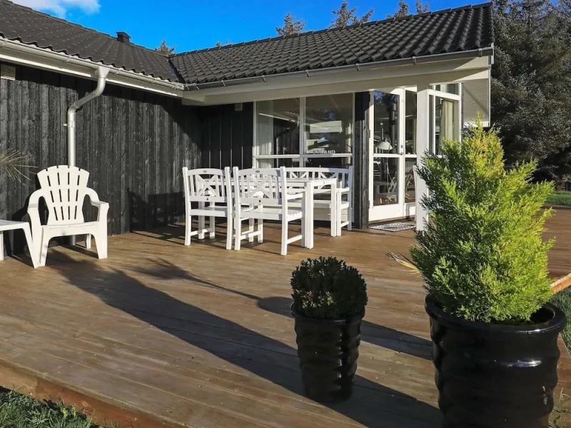 Billede 3 af 8 Person Holiday Home in Lokken