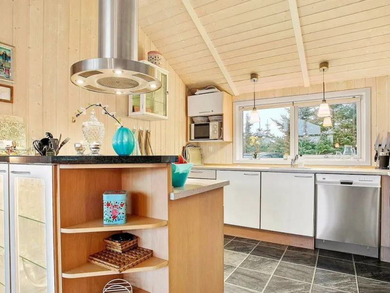 Billede 9 af 8 Person Holiday Home in Lokken