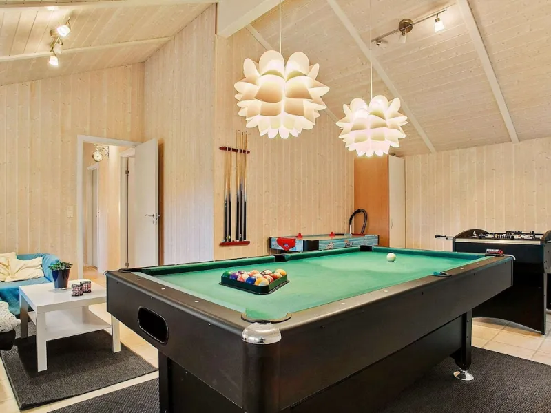 Billede 17 af 8 Person Holiday Home in Lokken