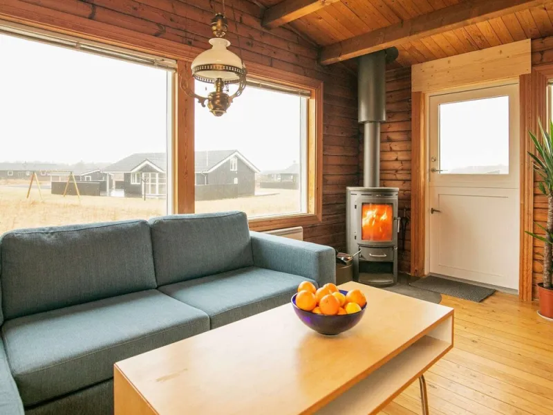 Billede 2 af 6 Person Holiday Home in Lokken