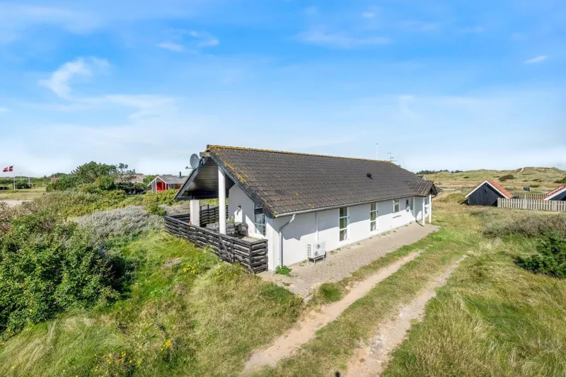 Billede 24 af Spacious Holiday Home, Located Close To The North Sea, Halfway Between Hvide Sande And Søndervig, With A Spa And Sauna,