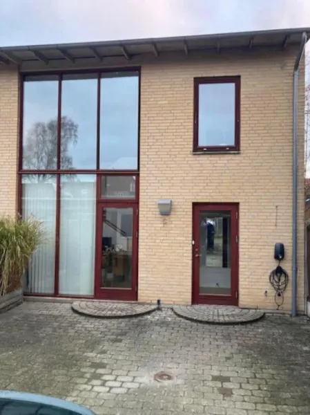Billede 1 af Centralt rækkehus i Herning, nyrenoveret