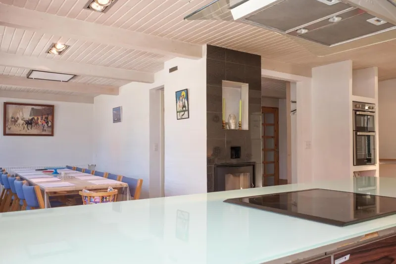Billede 28 af Stunning Home In Rønde With 6 Bedrooms And Wifi