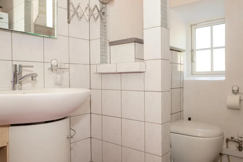 Billede 35 af Stunning Home In Rønde With 6 Bedrooms And Wifi