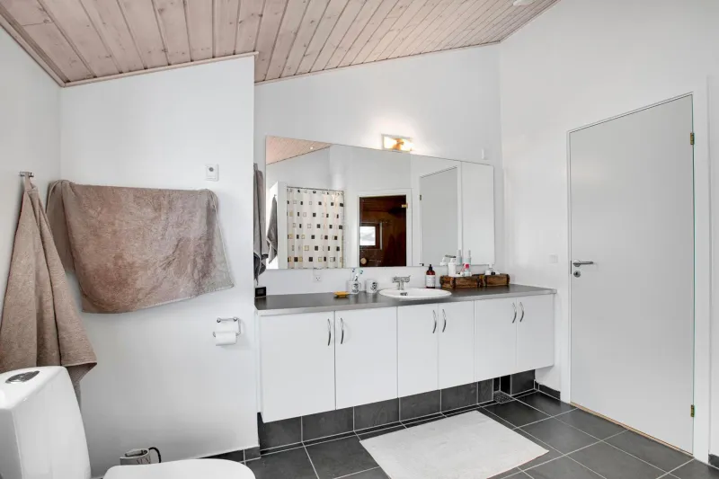 Billede 9 af Bright And Well-Kept Holiday Home Close To The Beach, Nature And Charming Ebeltoft
