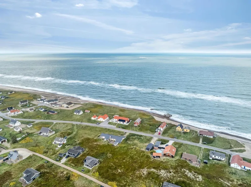 Billede 19 af Pool And Activity House With A Fantastic View Of The North Sea