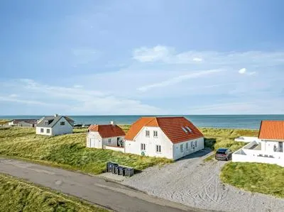 Billede 43 af Pool And Activity House With A Fantastic View Of The North Sea
