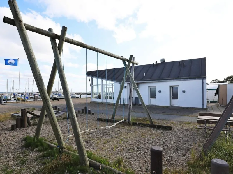 Billede 5 af 6 Person Holiday Home in Oster Assels
