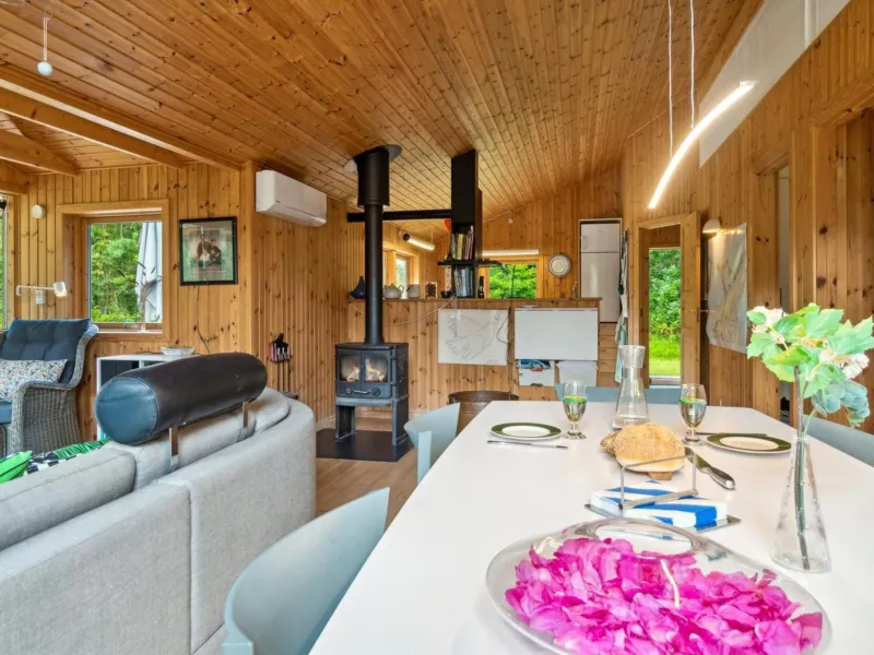 Billede 6 af Holiday Home Gunborg - from the sea by Interhome