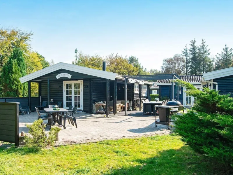 6 Person Holiday Home in Ulfborg