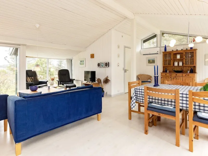 Billede 19 af 8 Person Holiday Home in Pandrup