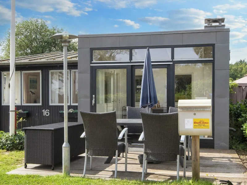 Billede 10 af 6 Person Holiday Home in Sjolund