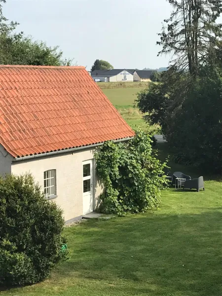 Billede 9 af Landlig idyl - direkte til golfbane