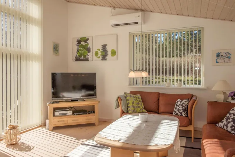 Billede 2 af Stunning Home In Knebel With 3 Bedrooms, Sauna And Internet