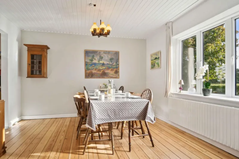 Billede 8 af Renovated Home In Rural Idyll Close To The Beach
